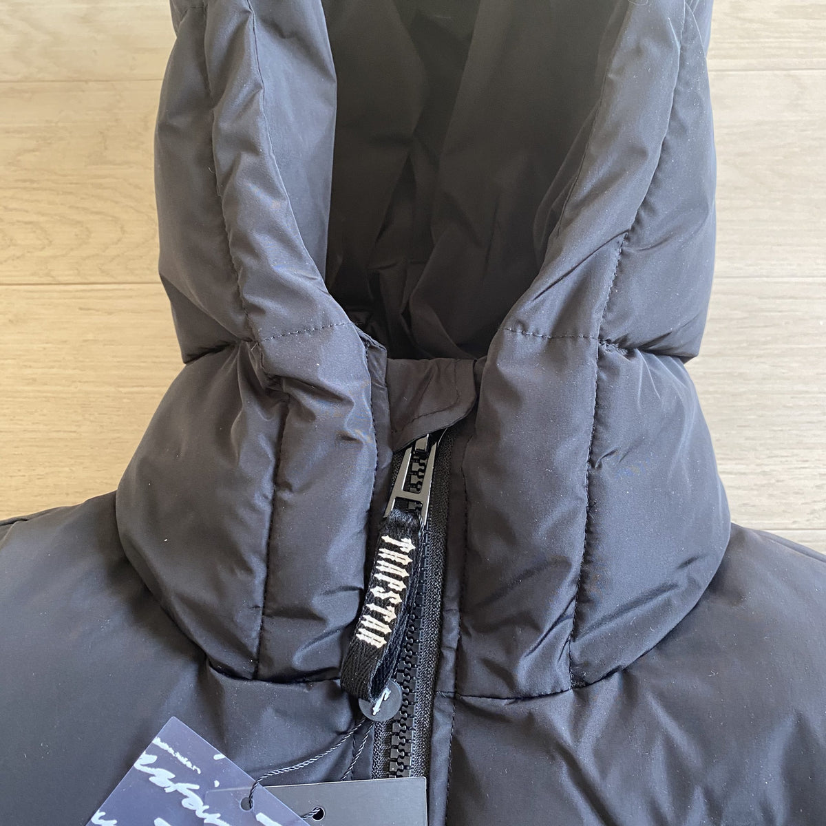 AW20 IRONGATE HOODED