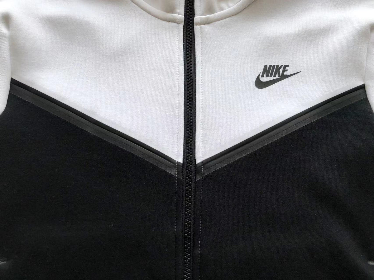 NK TECH FLEECE – GREY/BLACK/WHITE (complete)