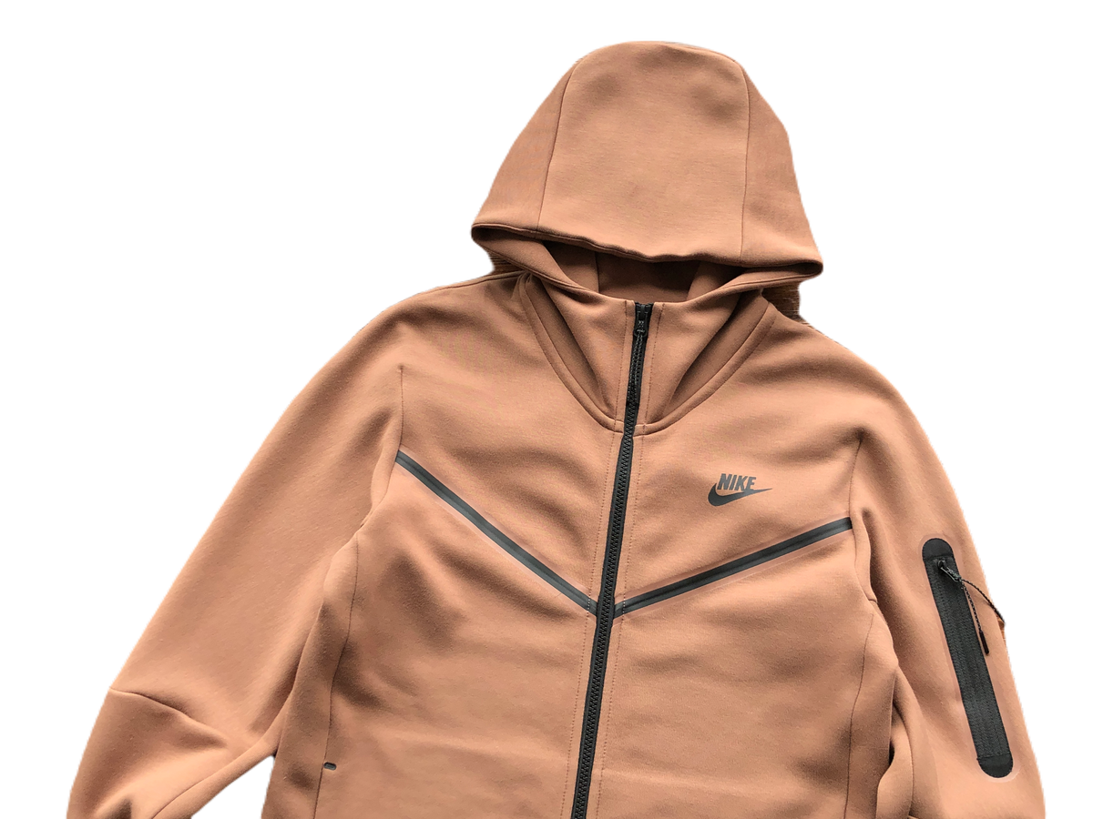 NK TECH FLEECE – BROWN CARAMEL (completa)