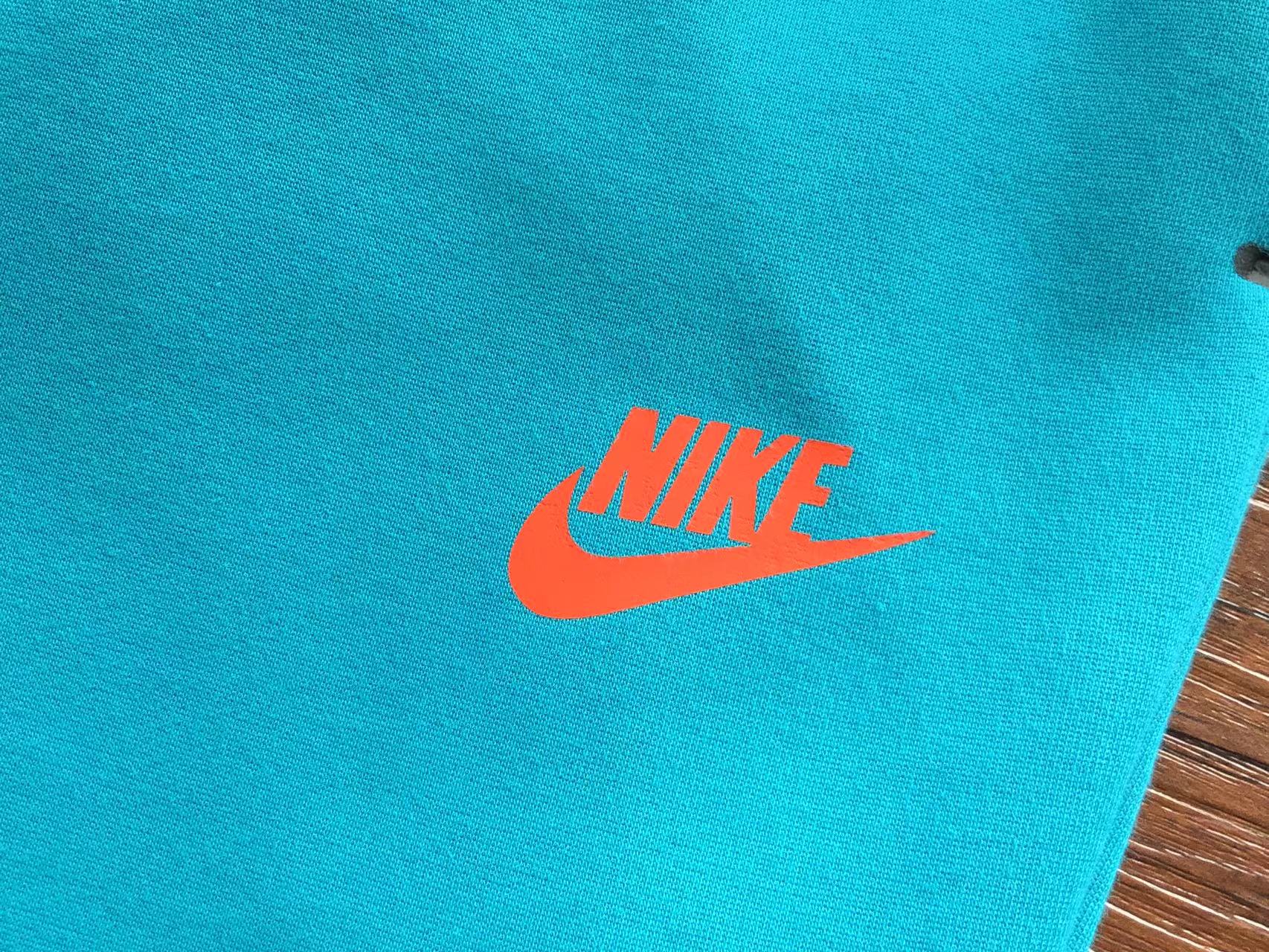 TECH SHORTS – LIGHT BLUE