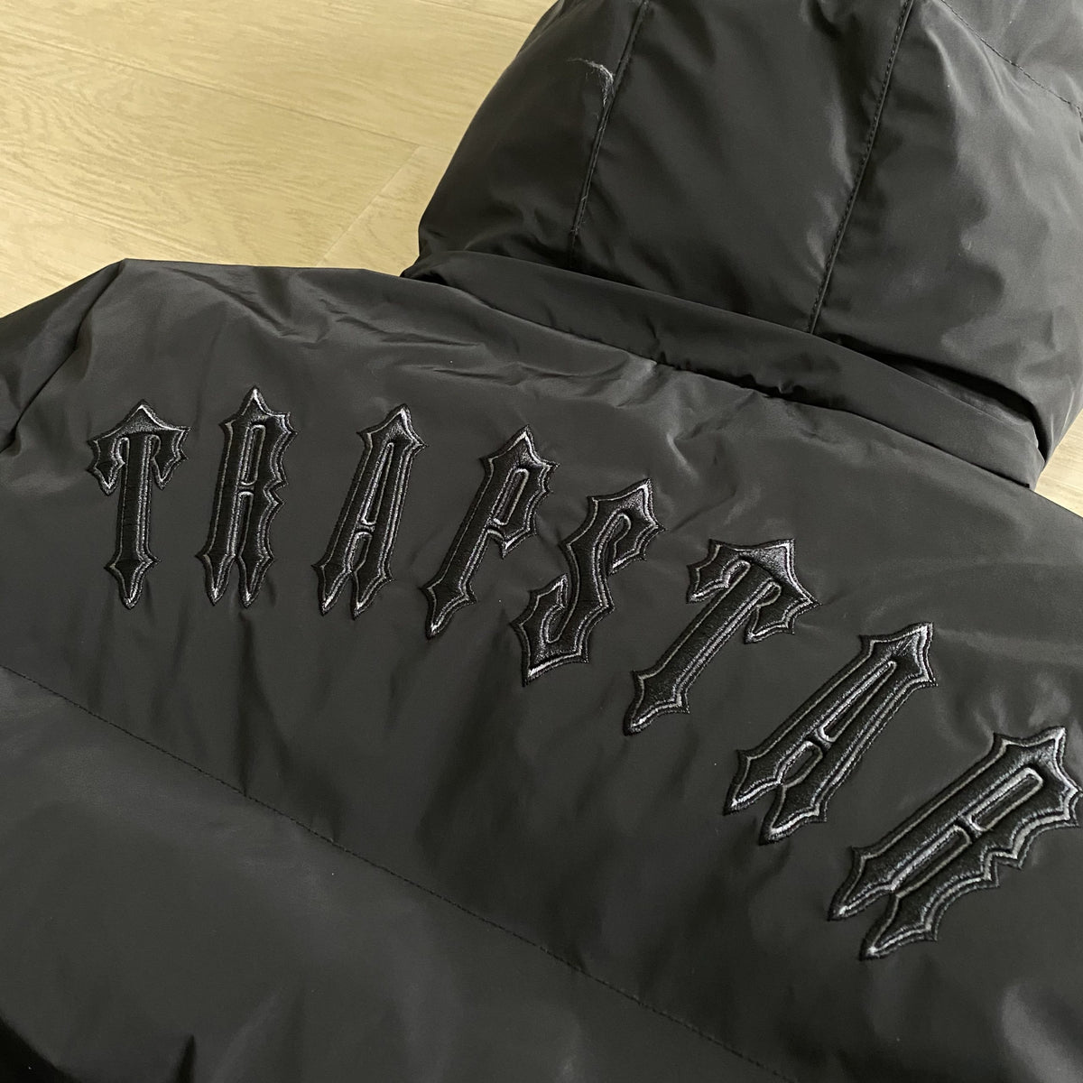 DARK METAL BUCKLE IRONGATE JACKET DETACHABLE