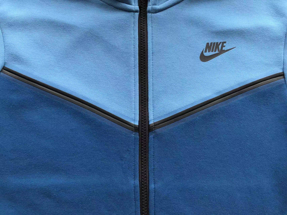 NK TECH FLEECE – LIGHT BLUE/BLUE (completa)