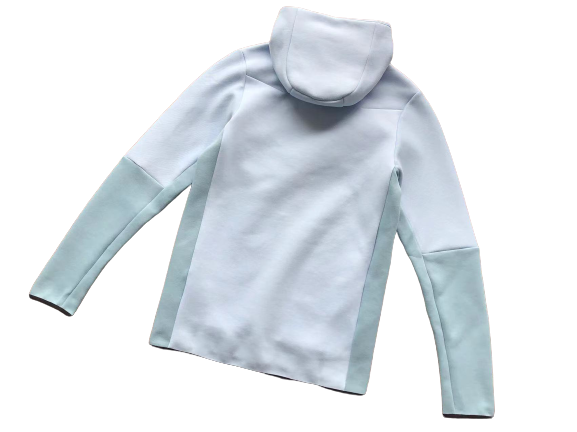 NK TECH FLEECE – LIGHT BLUE (completa)