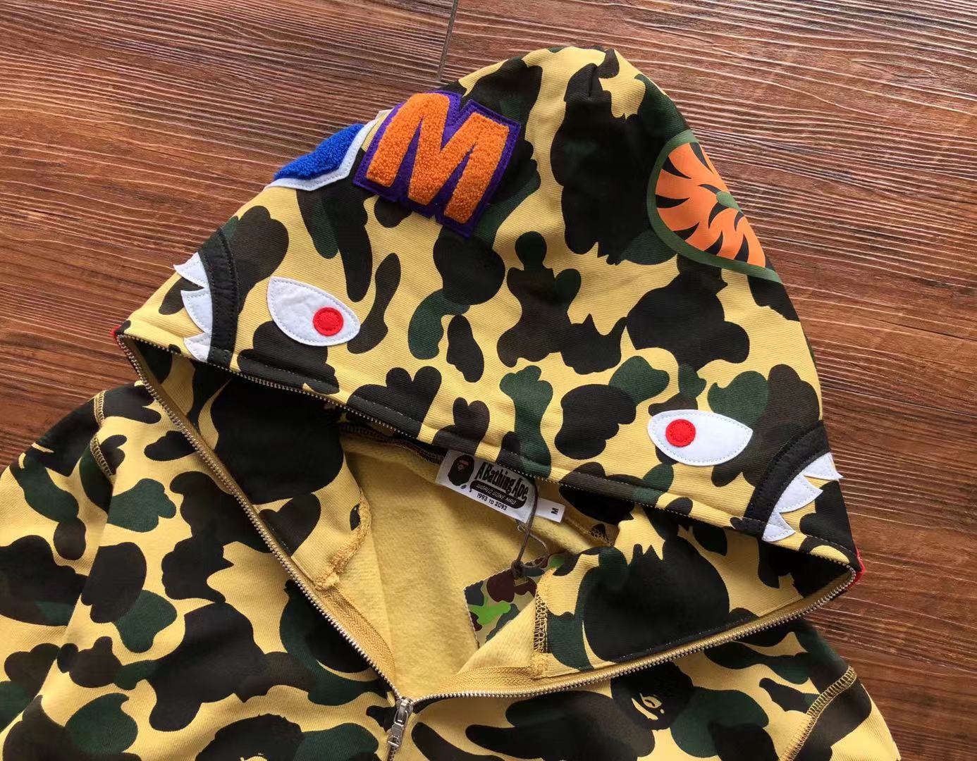 HOODIE